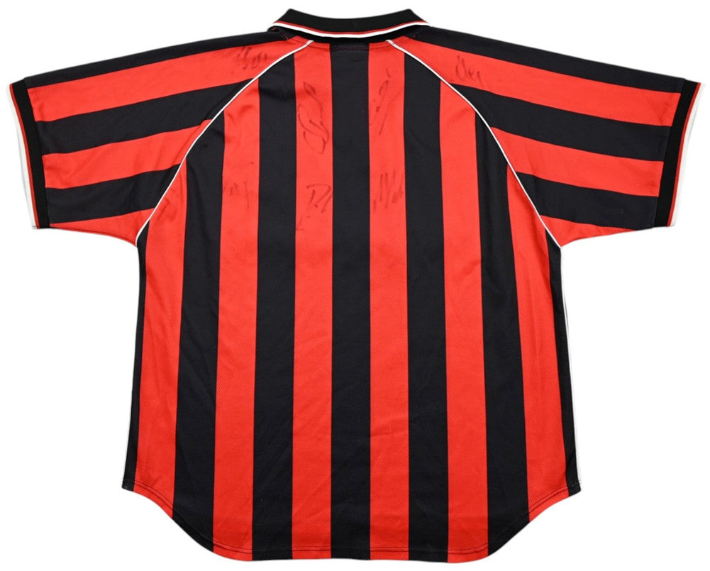Maillot Eintracht Frankfurt Domicile Fila 2001-03 vintage Fraport