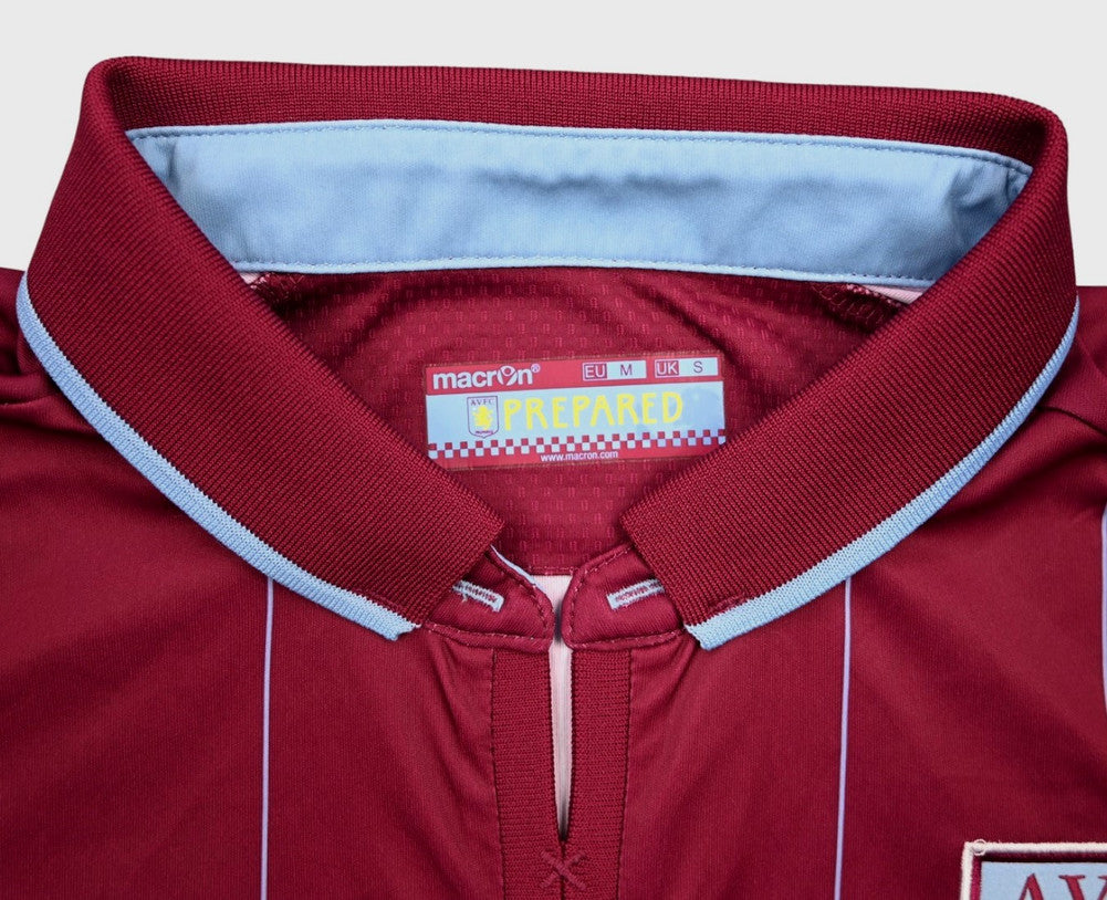 Maillot Aston Villa Domicile 2014-15 Macron Benteke vintage