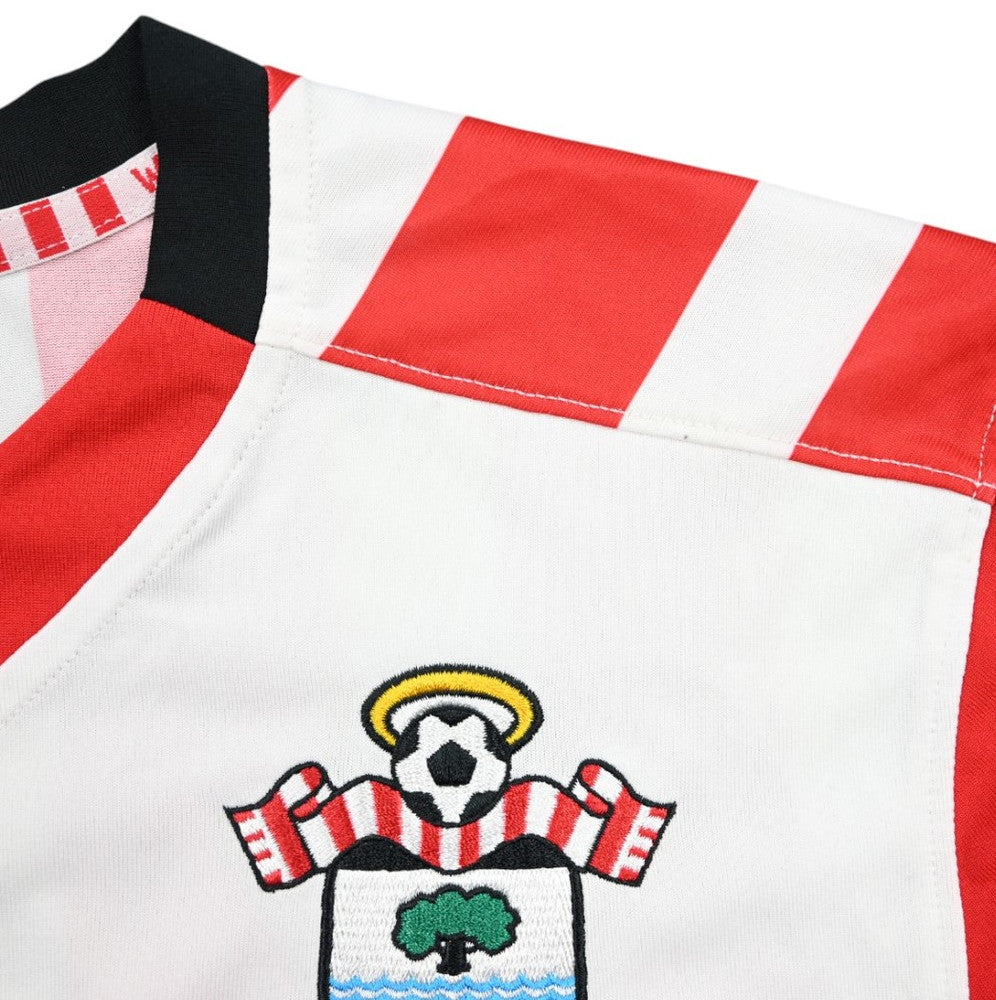 Maillot Southampton Domicile 2016-17 Under Armour Virgin Media