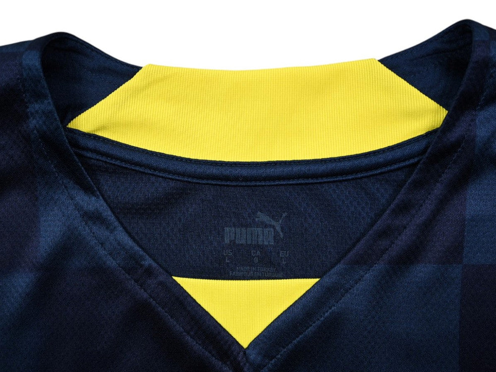 Maillot Fenerbahce Extérieur 2022-23 Puma SERKAN vintage 8/10