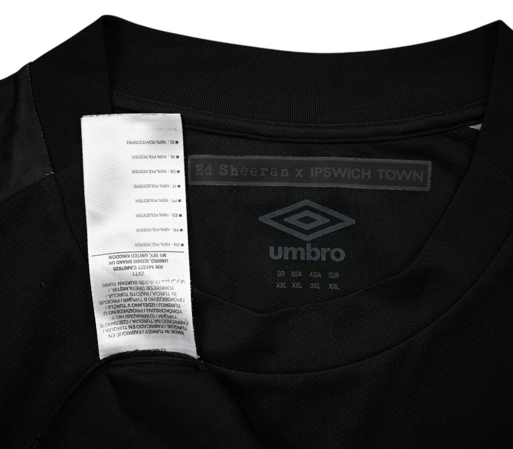 Maillot Ipswich Town Extérieur 2022-23 Umbro Ed Sheeran Blackout